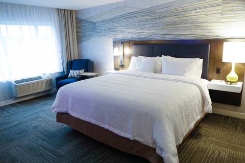 Imagen de la habitación del Hotel Hampton Inn & Suites by Hilton Quebec City Levis. Foto 4