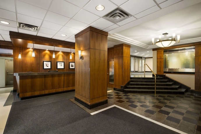 Imagen de los interiores del Hotel Hampton Inn & Suites by Hilton Toronto Downtown. Foto 15