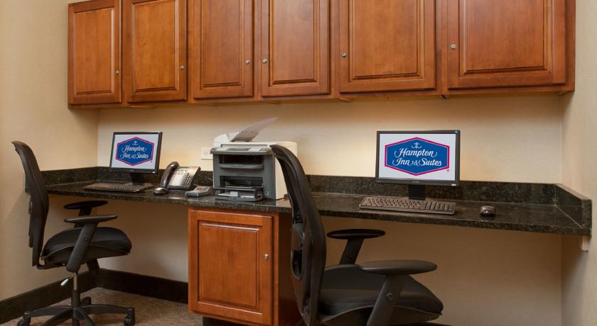 Imagen general del Hotel Hampton Inn and Suites Addison. Foto 3
