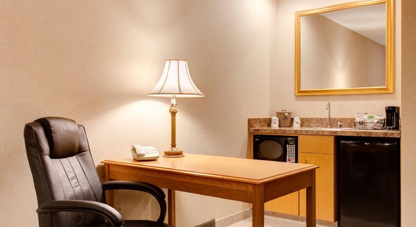 Imagen general del Hotel Hampton Inn and Suites Addison. Foto 10
