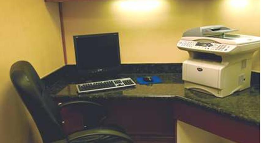 Imagen general del Hotel Hampton Inn and Suites Albany At Albany Mall. Foto 1
