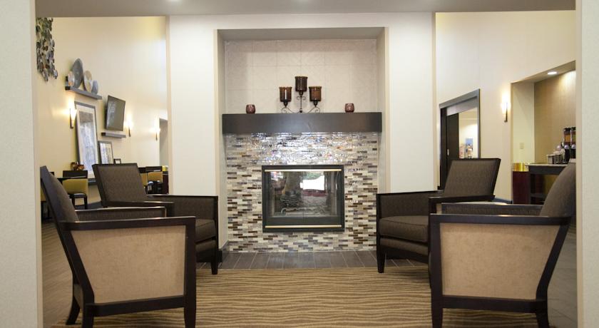 Imagen general del Hotel Hampton Inn and Suites Alpharetta. Foto 5