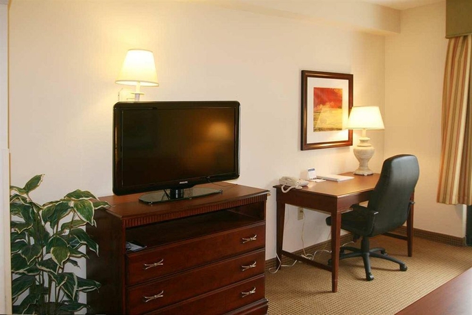 Imagen de la habitación del Hotel Hampton Inn and Suites Alpharetta Roswell. Foto 5