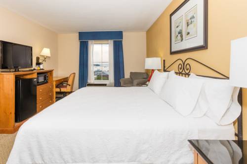 Imagen de la habitación del Hotel Hampton Inn and Suites Amelia Island Historic Harbor Front. Foto 5