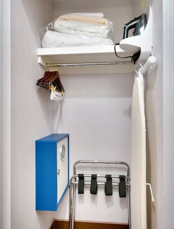 Imagen de la habitación del Hotel Hampton Inn and Suites Anaheim Resort Convention Center. Foto 5