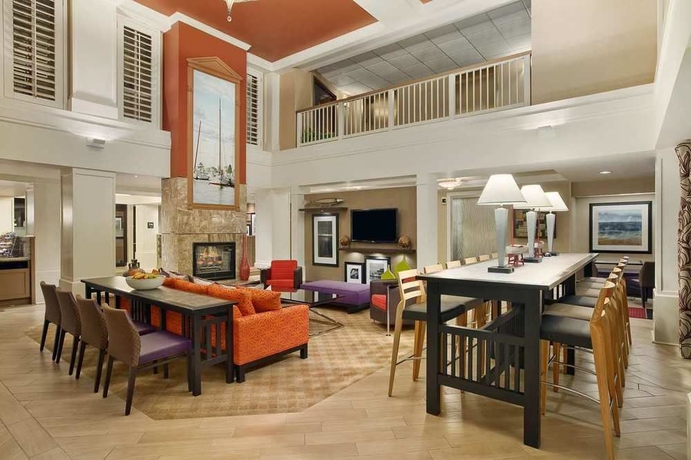 Imagen de los interiores del Hotel Hampton Inn and Suites Annapolis. Foto 8