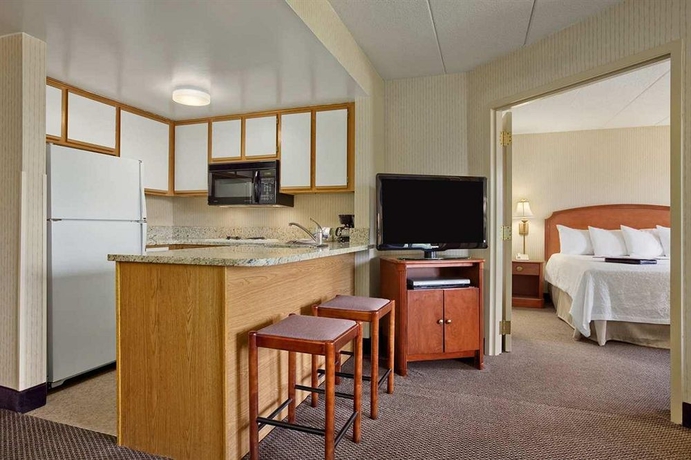 Imagen de los interiores del Hotel Hampton Inn and Suites Annapolis. Foto 13