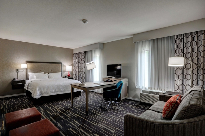Imagen de la habitación del Hotel Hampton Inn and Suites Ardmore. Foto 11