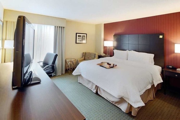 Imagen de la habitación del Hotel Hampton Inn and Suites Arlington Crystal City DCA. Foto 2