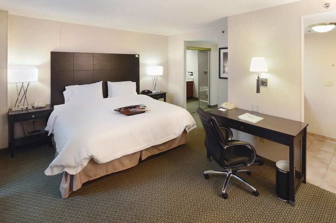 Imagen de la habitación del Hotel Hampton Inn and Suites Arlington Crystal City DCA. Foto 11