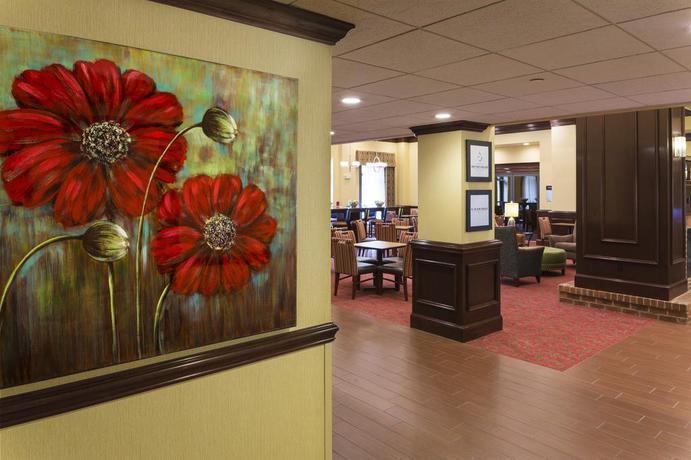 Imagen general del Hotel Hampton Inn and Suites Asheville Airport. Foto 2