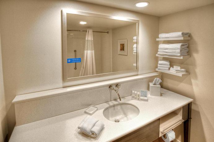 Imagen general del Hotel Hampton Inn and Suites Asheville Airport. Foto 15