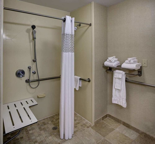 Imagen de la habitación del Hotel Hampton Inn and Suites Atlanta Airport West/camp Creek Pkwy. Foto 9