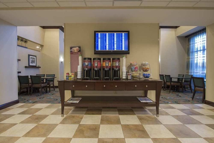 Imagen del bar/restaurante del Hotel Hampton Inn and Suites Atlanta Airport West/camp Creek Pkwy. Foto 3