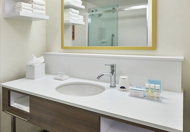 Imagen de la habitación del Hotel Hampton Inn and Suites Atlanta Midtown. Foto 12