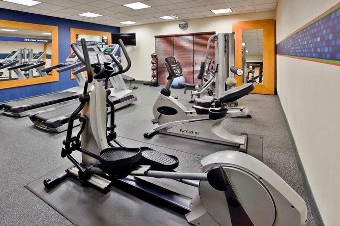 Imagen de los interiores del Hotel Hampton Inn and Suites Atl-six Flags. Foto 13