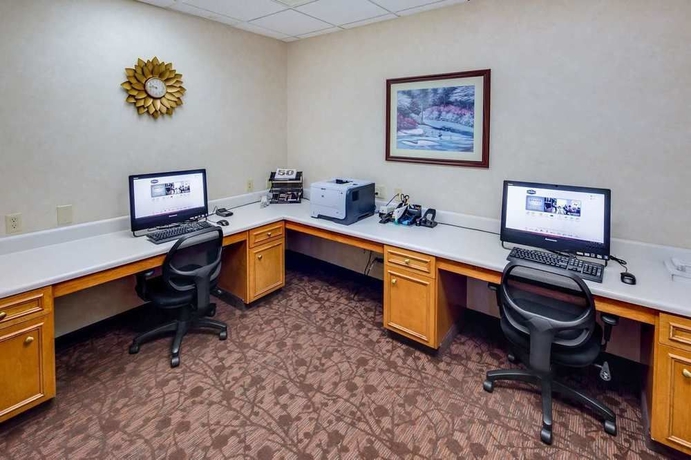 Imagen de los interiores del Hotel Hampton Inn and Suites Augusta West. Foto 8