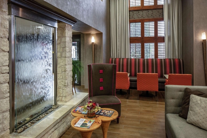 Imagen de los interiores del Hotel Hampton Inn and Suites Austin Cedar Park-lakeline. Foto 16