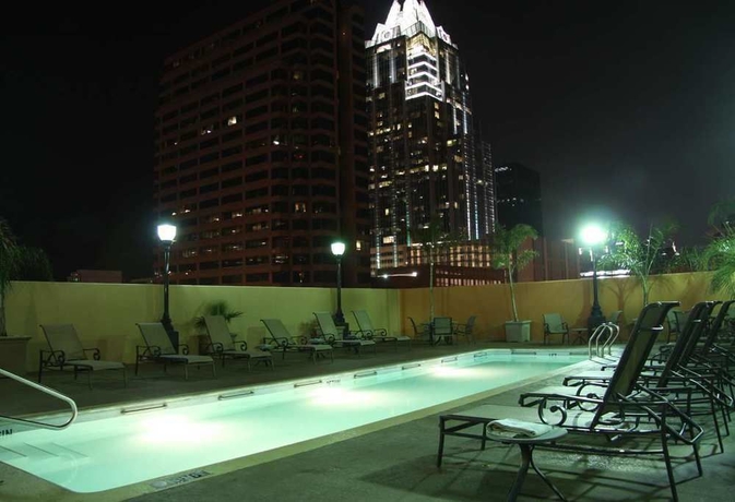 Imagen de la piscina del Hotel Hampton Inn and Suites Austin - Downtown / Convention Center. Foto 14