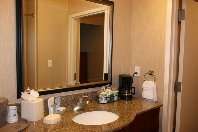 Imagen de la habitación del Hotel Hampton Inn and Suites Bakersfield North-airport. Foto 3