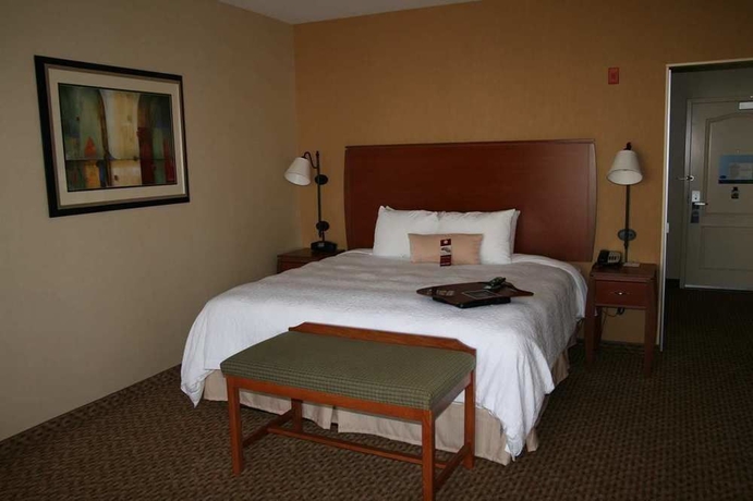 Imagen de la habitación del Hotel Hampton Inn and Suites Bakersfield North-airport. Foto 8