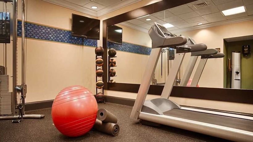 Imagen de los interiores del Hotel Hampton Inn and Suites Baltimore Inner Harbor. Foto 8