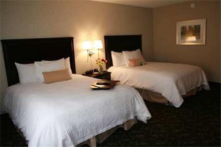 Imagen general del Hotel Hampton Inn and Suites Barrie. Foto 2
