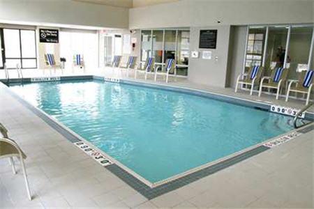 Imagen general del Hotel Hampton Inn and Suites Barrie. Foto 8