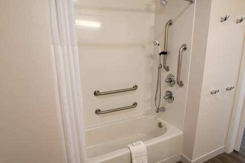 Imagen de la habitación del Hotel Hampton Inn and Suites Bay City. Foto 6