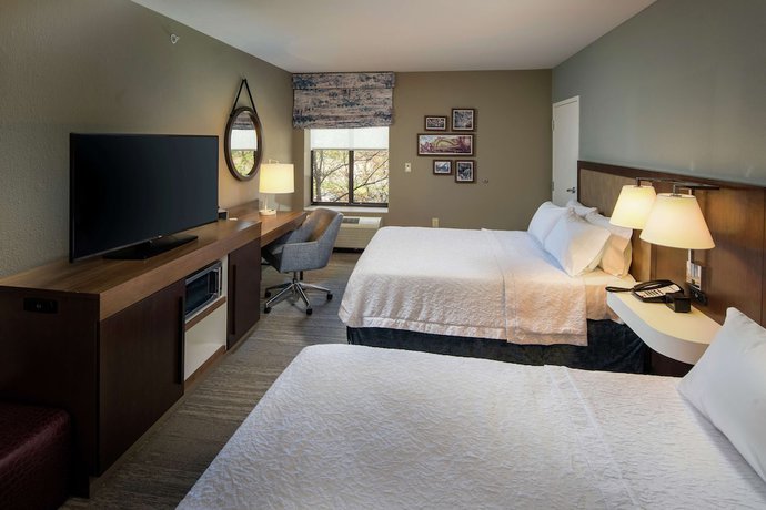 Imagen de la habitación del Hotel Hampton Inn and Suites Binghamton/Vestal. Foto 6
