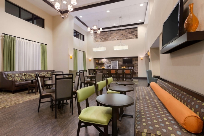 Imagen de los interiores del Hotel Hampton Inn and Suites Birmingham/280 East-eagle Point. Foto 17