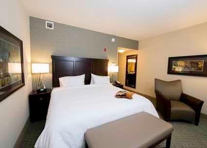 Imagen general del Hotel Hampton Inn and Suites Bismarck Northwest. Foto 2