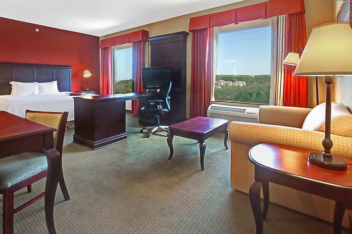 Imagen de los interiores del Hotel Hampton Inn and Suites Boerne. Foto 8