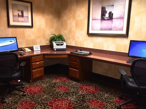 Imagen de los interiores del Hotel Hampton Inn and Suites Bolingbrook. Foto 9
