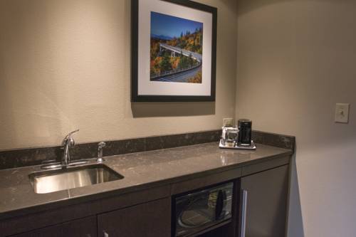 Imagen de la habitación del Hotel Hampton Inn and Suites Boone. Foto 4