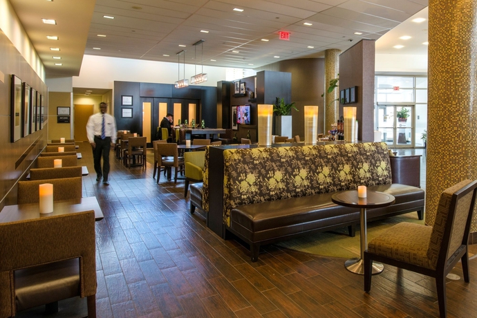 Imagen de los interiores del Hotel Hampton Inn and Suites Boston Crosstown Center. Foto 6
