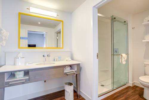 Imagen de la habitación del Hotel Hampton Inn and Suites Boston/waltham. Foto 5