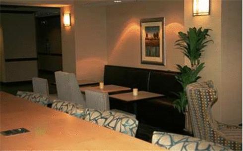 Imagen general del Hotel Hampton Inn and Suites Brunswick. Foto 2