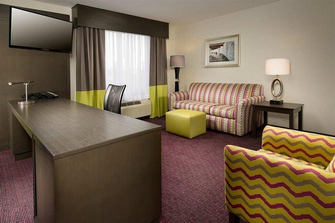 Imagen general del Hotel Hampton Inn and Suites Buffalo-Airport. Foto 8