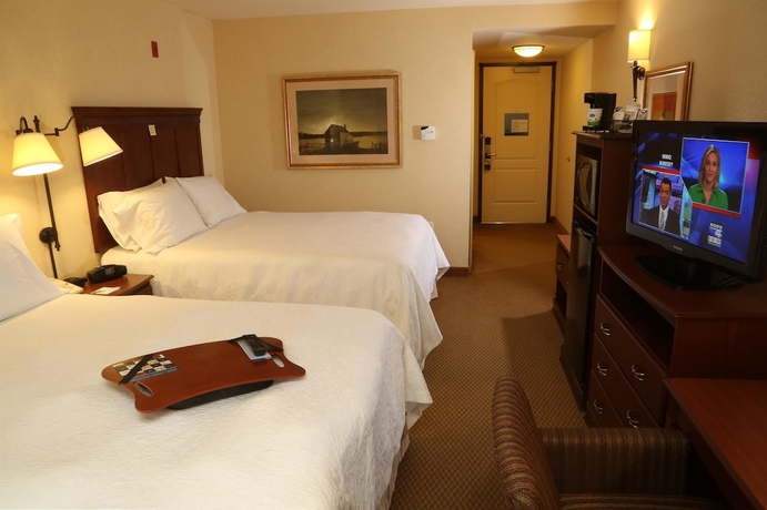 Imagen de la habitación del Hotel Hampton Inn and Suites Burlington, Burlington. Foto 9