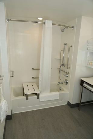 Imagen de la habitación del Hotel Hampton Inn and Suites Burlington, Burlington. Foto 3