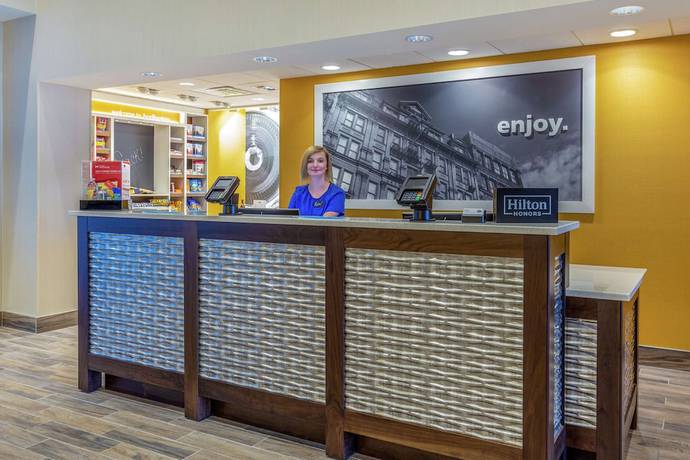 Imagen de los interiores del Hotel Hampton Inn and Suites Burlington, Burlington. Foto 20