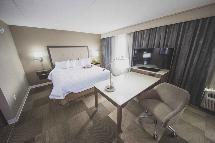 Imagen de la habitación del Hotel Hampton Inn and Suites By Hilton Bolton. Foto 6
