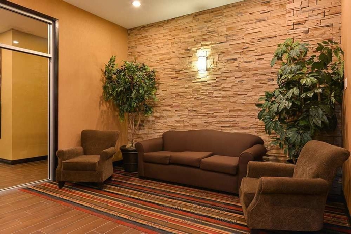 Imagen de los interiores del Hotel Hampton Inn and Suites By Hilton Edmonton Intl Airport. Foto 11