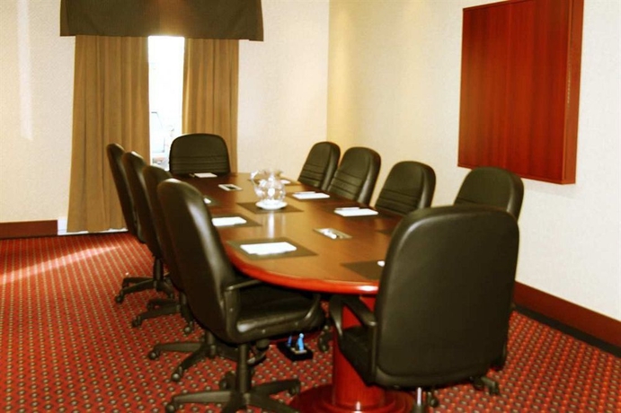 Imagen de los interiores del Hotel Hampton Inn and Suites By Hilton Laval. Foto 13