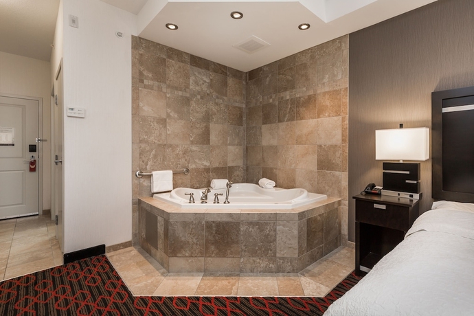 Imagen de la habitación del Hotel Hampton Inn and Suites By Hilton Lethbridge. Foto 8