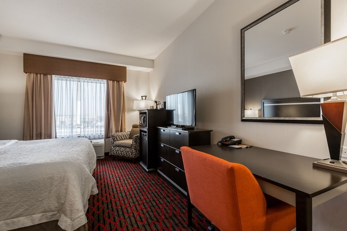 Imagen de la habitación del Hotel Hampton Inn and Suites By Hilton Lethbridge. Foto 9