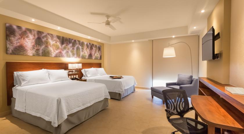 Imagen general del Hotel Hampton Inn and Suites By Hilton Los Cabos. Foto 2