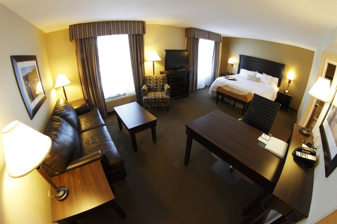 Imagen de la habitación del Hotel Hampton Inn and Suites By Hilton Moncton. Foto 2