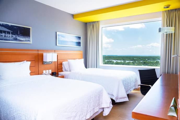 Imagen de la habitación del Hotel Hampton Inn and Suites By Hilton Paraiso. Foto 13